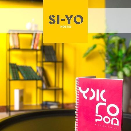 אוזהורוד Si-Yo Hostel מראה חיצוני תמונה