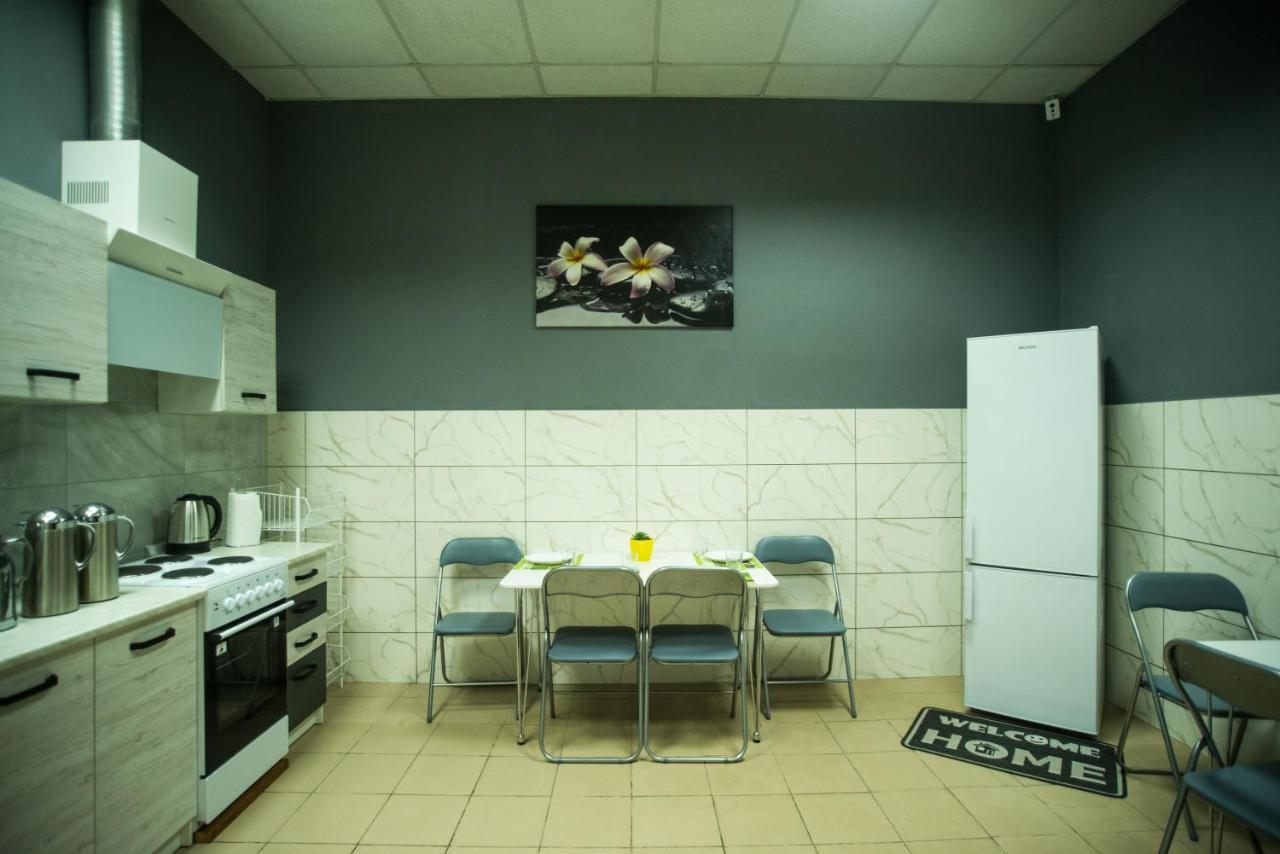 אוזהורוד Si-Yo Hostel מראה חיצוני תמונה