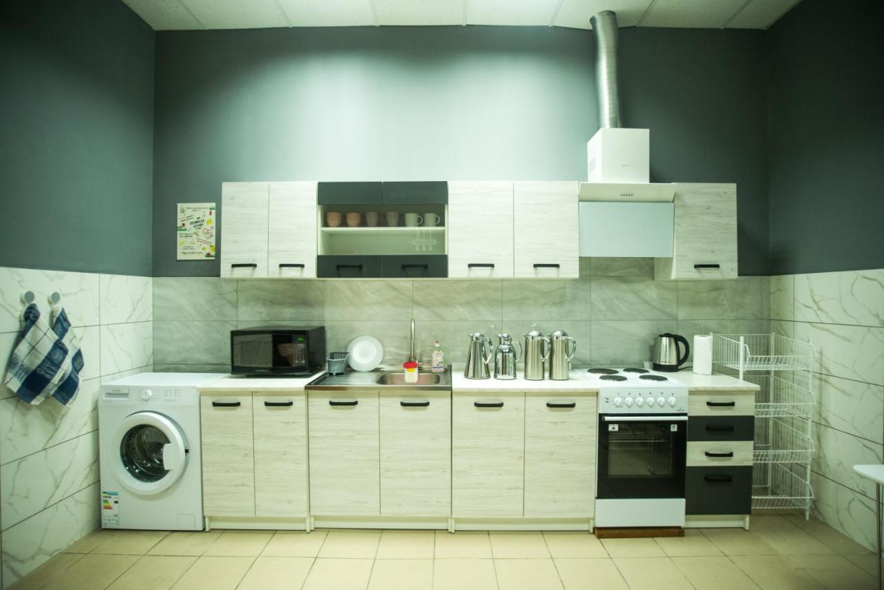 אוזהורוד Si-Yo Hostel מראה חיצוני תמונה